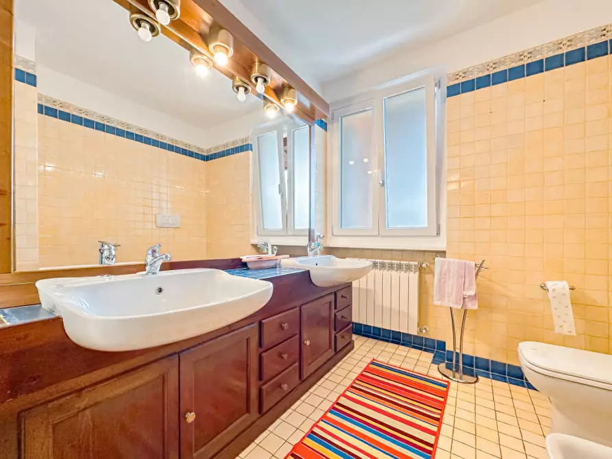 Immagine 31 di Villa in vendita  in Via Privata della Gera 11 a Colazza