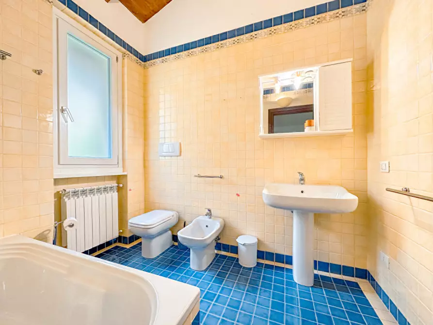 Immagine 33 di Villa in vendita  in Via Privata della Gera 11 a Colazza