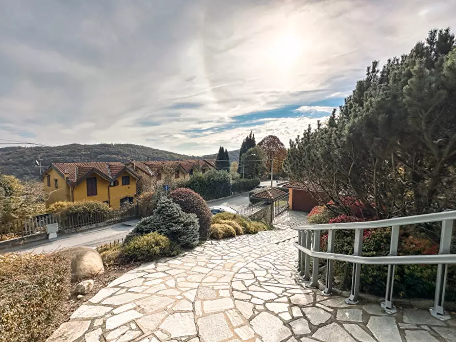 Immagine 39 di Villa in vendita  in Via Privata della Gera 11 a Colazza