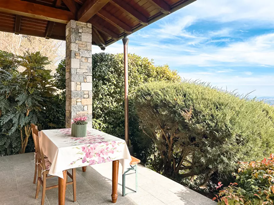 Immagine 46 di Villa in vendita  in Via Privata della Gera 11 a Colazza