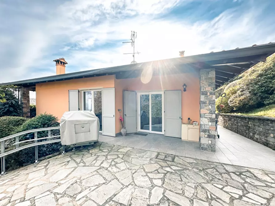Immagine 49 di Villa in vendita  in Via Privata della Gera 11 a Colazza