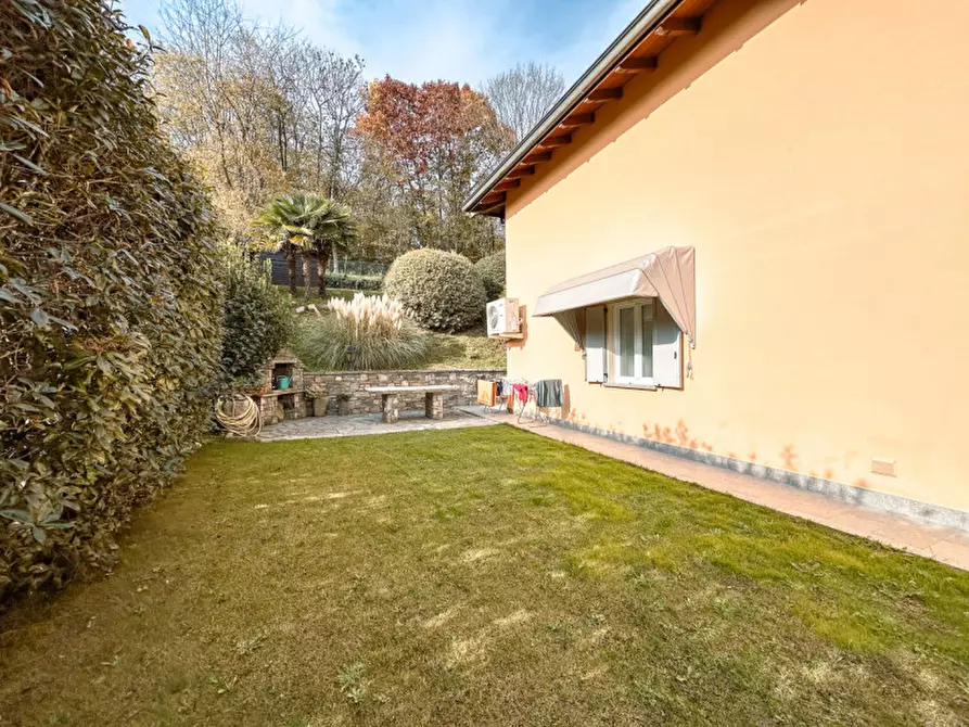Immagine 55 di Villa in vendita  in Via Privata della Gera 11 a Colazza