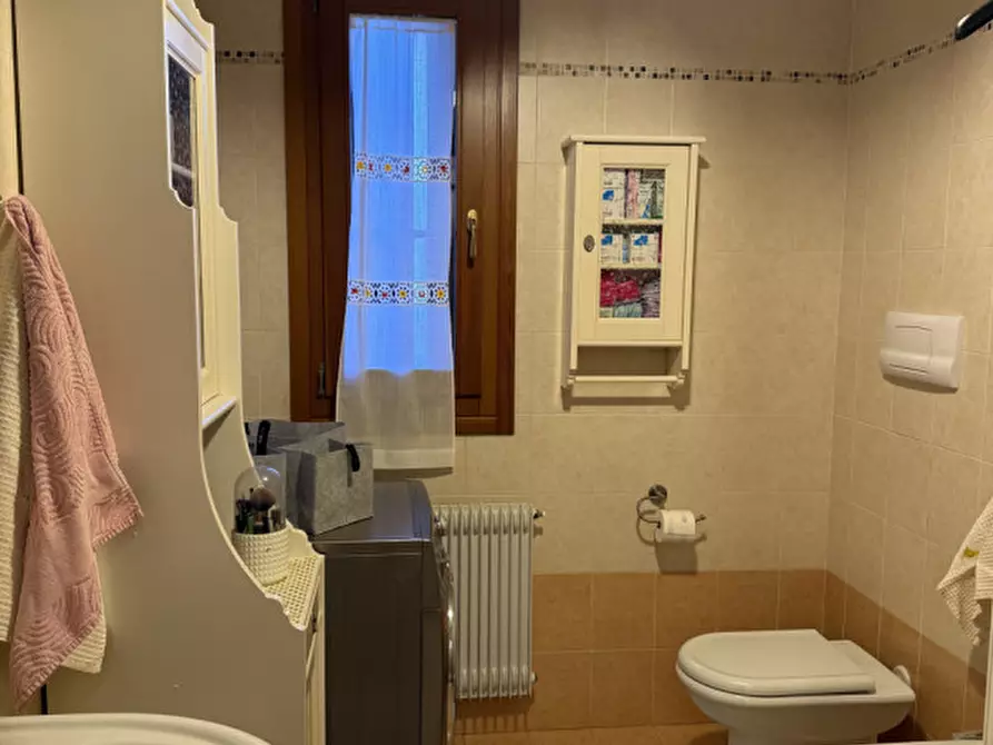 Immagine 16 di Appartamento in vendita  in Via Guido Bergamo a Montebelluna