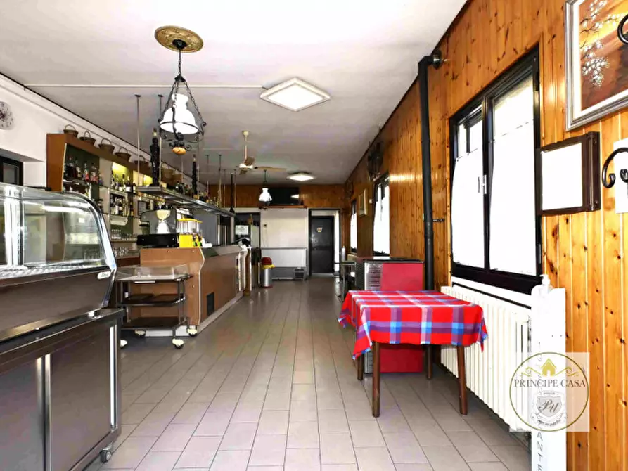 Immagine 11 di Attività commerciale in vendita  in via cavalcaressa a Cinto Euganeo