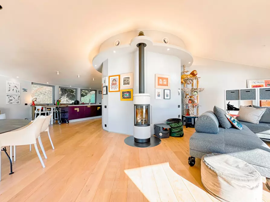 Immagine 6 di Villa in vendita  in corso risorgimento 348 a Ghiffa