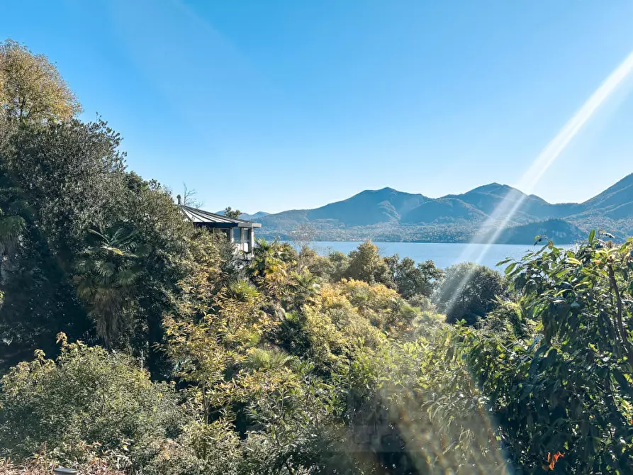 Immagine 25 di Villa in vendita  in corso risorgimento 348 a Ghiffa