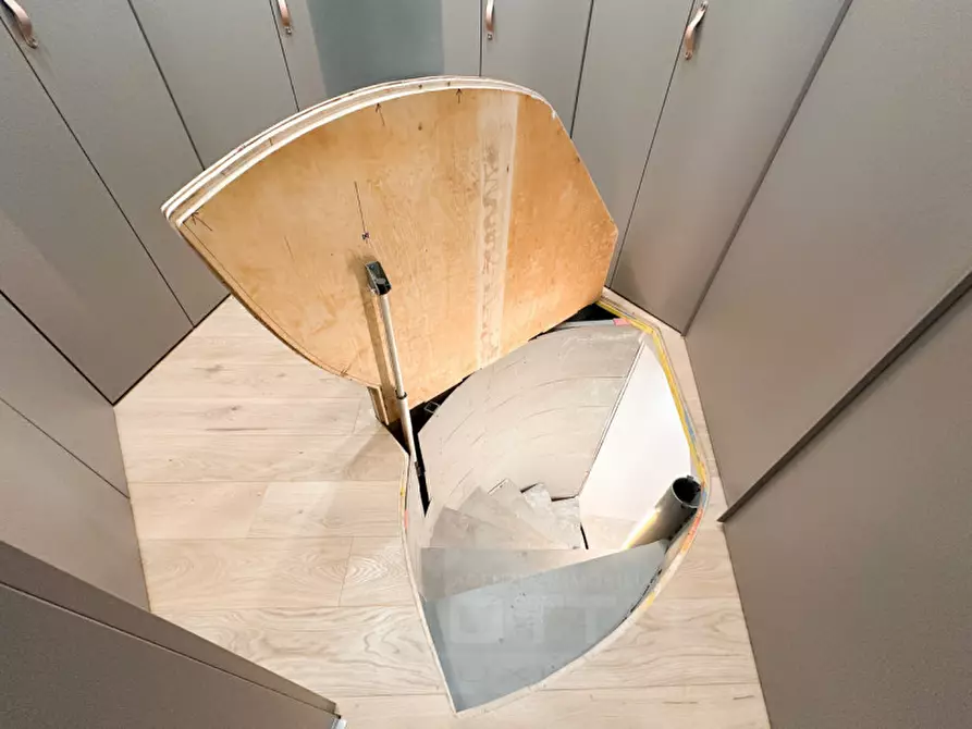 Immagine 51 di Villa in vendita  in corso risorgimento 348 a Ghiffa