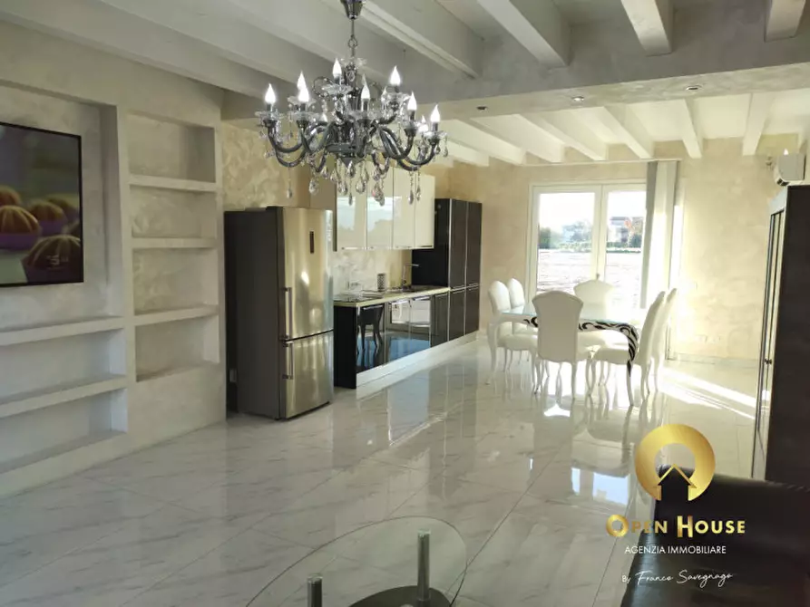 Immagine 1 di Villetta a schiera in vendita  in Via Muttona 16 , quinto vicentino a Quinto Vicentino