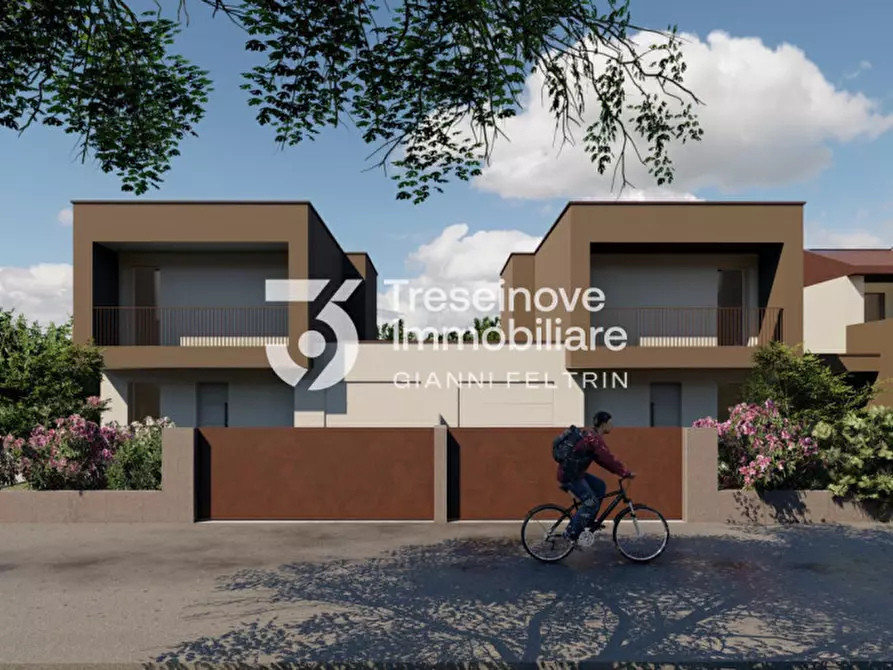 Immagine 3 di Casa bifamiliare in vendita  in Via San Pio X a Paese