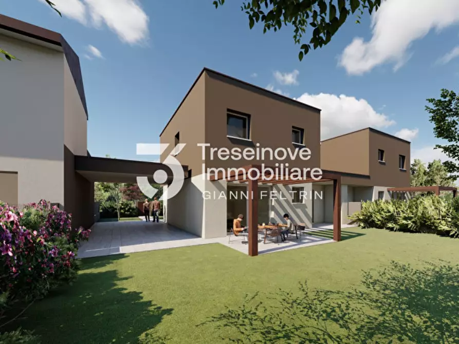 Immagine 4 di Casa bifamiliare in vendita  in Via San Pio X a Paese