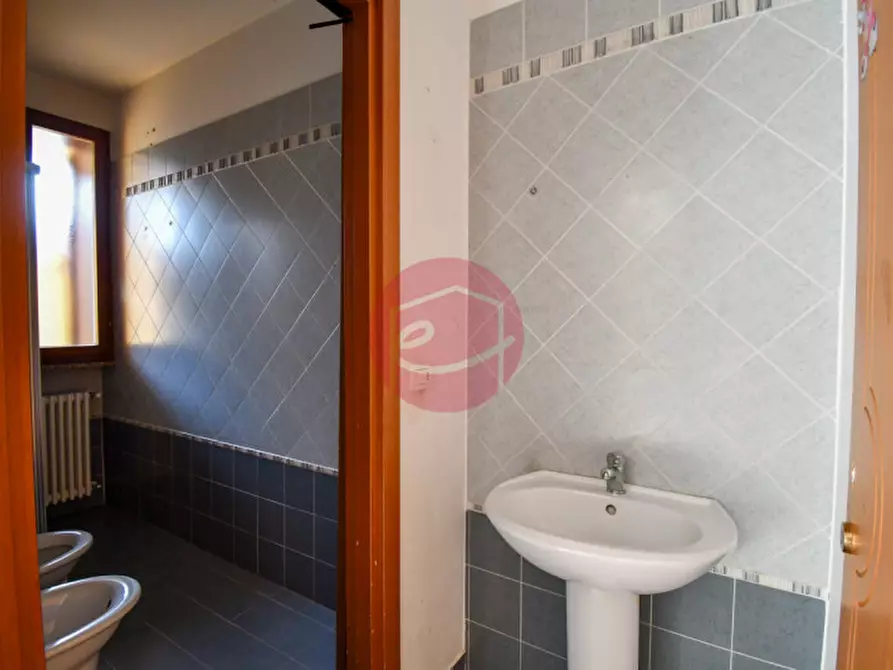 Immagine 11 di Appartamento in vendita  a Savignano Sul Rubicone