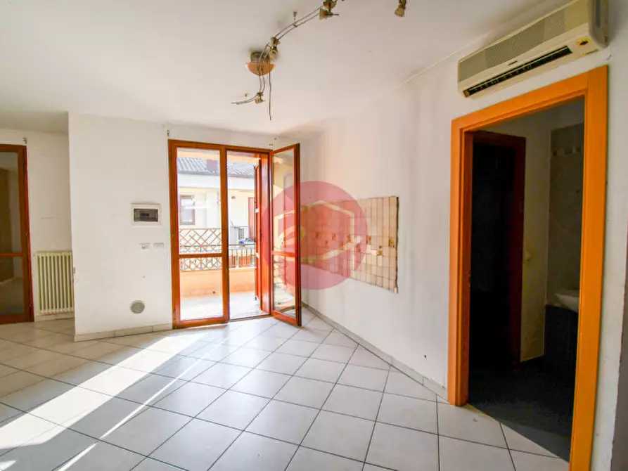 Immagine 13 di Appartamento in vendita  a Savignano Sul Rubicone