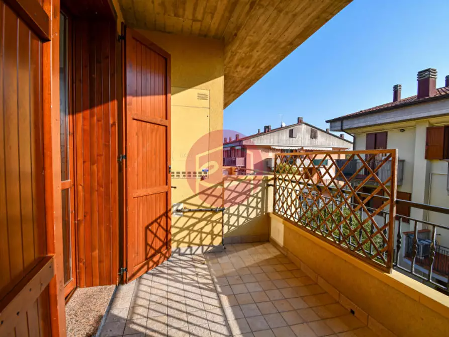 Immagine 17 di Appartamento in vendita  a Savignano Sul Rubicone