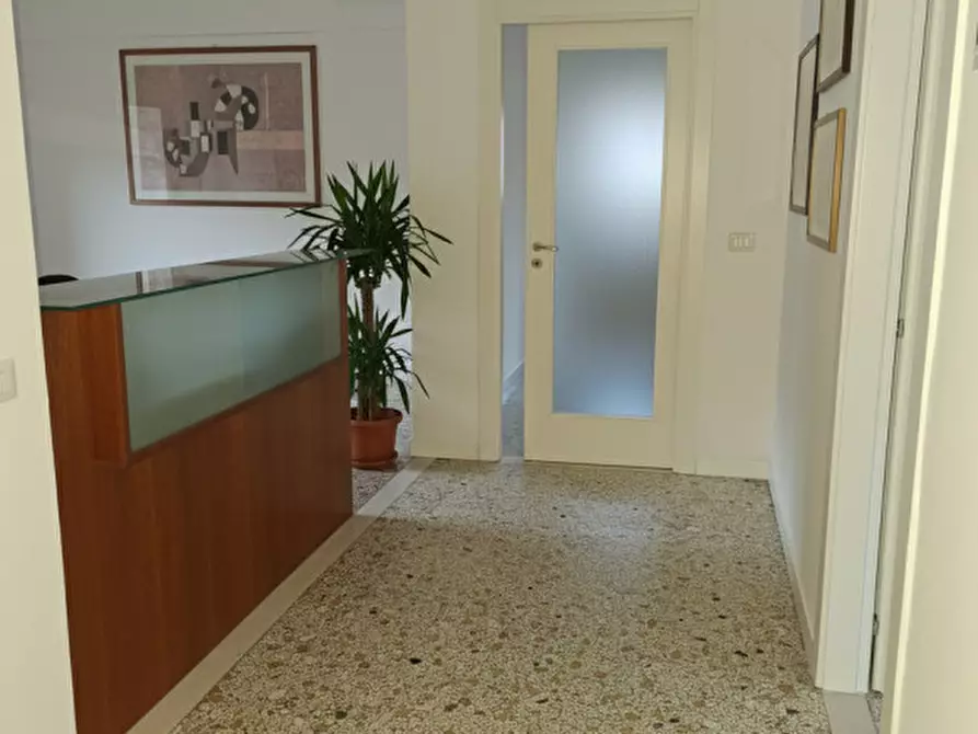 Immagine 3 di Ufficio in affitto  a Bassano Del Grappa