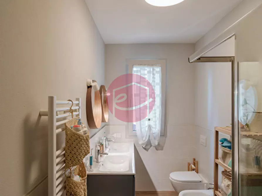 Immagine 15 di Appartamento in vendita  a Santarcangelo Di Romagna