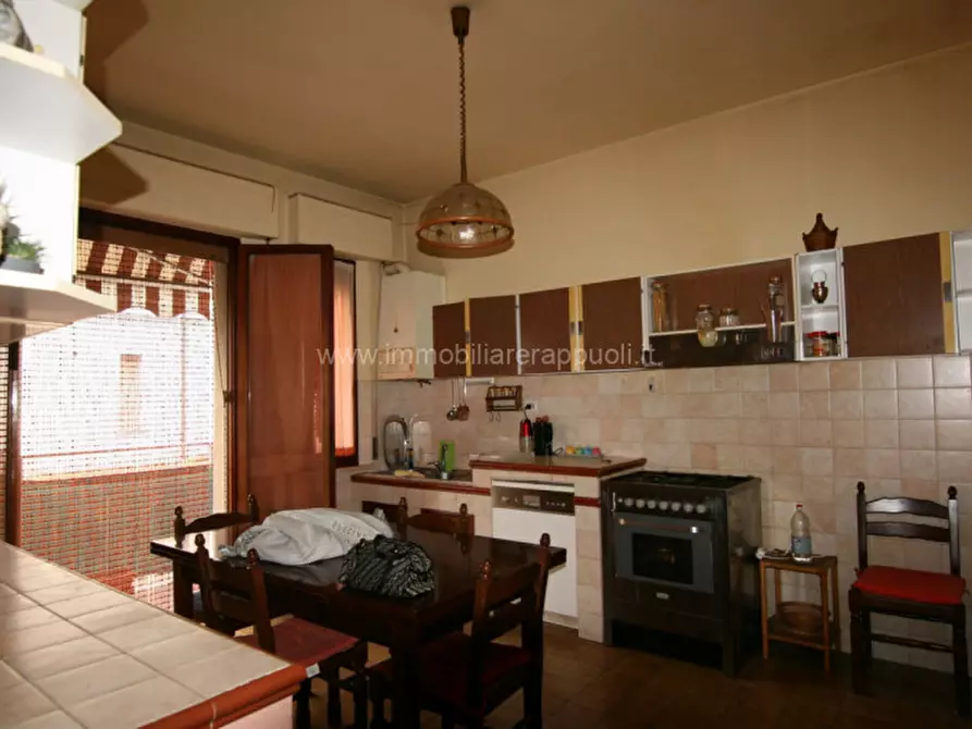 Immagine 4 di Appartamento in vendita  a Sinalunga