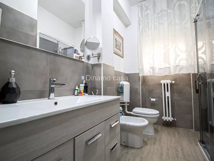 Immagine 5 di Appartamento in vendita  in Via Padova a Prato