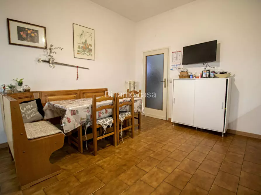 Immagine 6 di Appartamento in vendita  in Via Padova a Prato