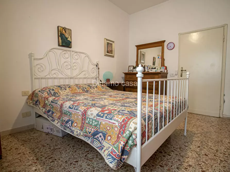 Immagine 7 di Appartamento in vendita  in Via Padova a Prato