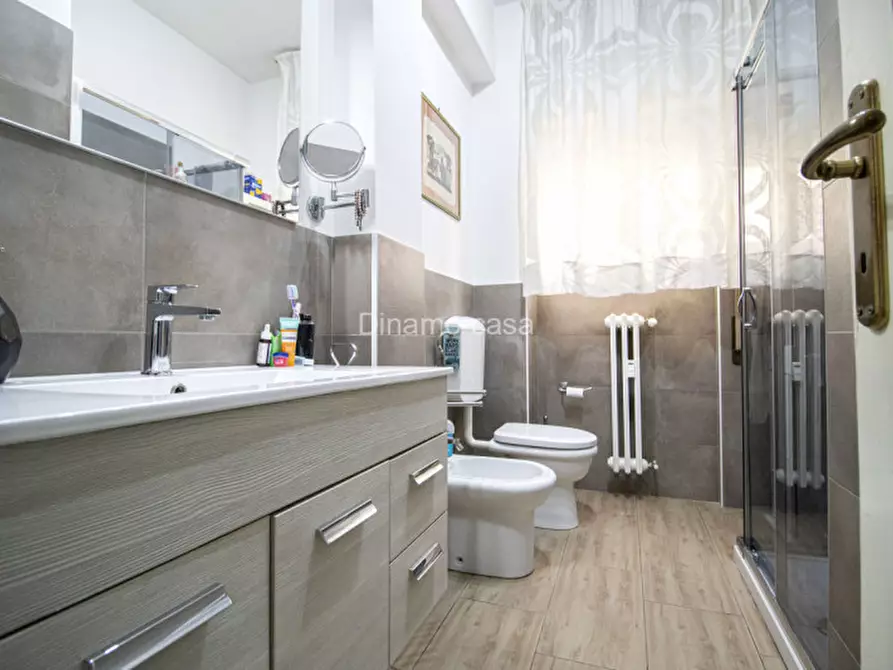 Immagine 11 di Appartamento in vendita  in Via Padova a Prato