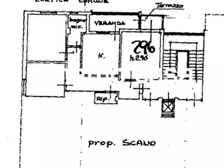 Immagine 19 di Appartamento in vendita  in Via Padova a Prato
