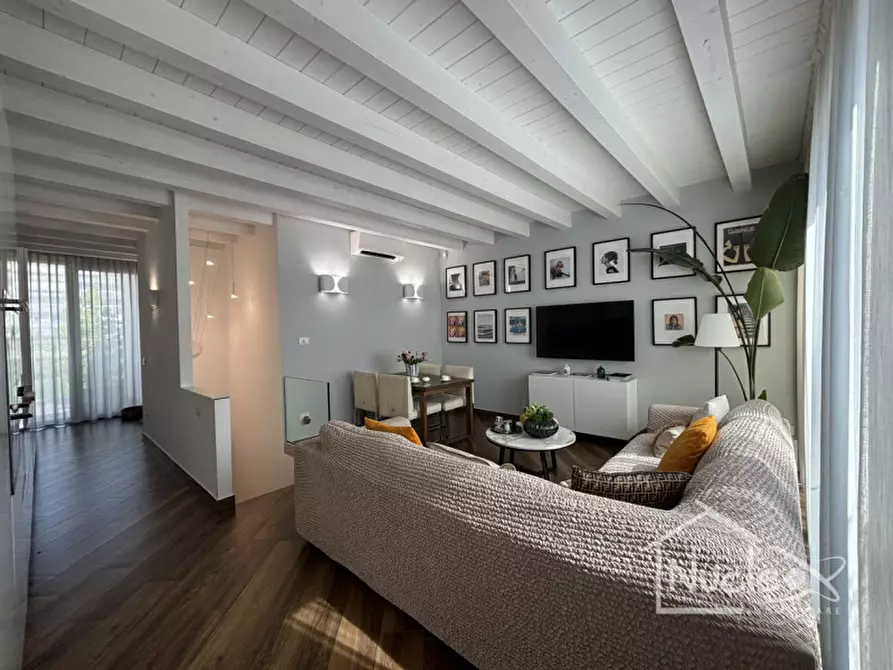 Immagine 1 di Villa in vendita  a Chioggia