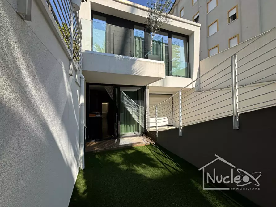 Immagine 48 di Villa in vendita  a Chioggia