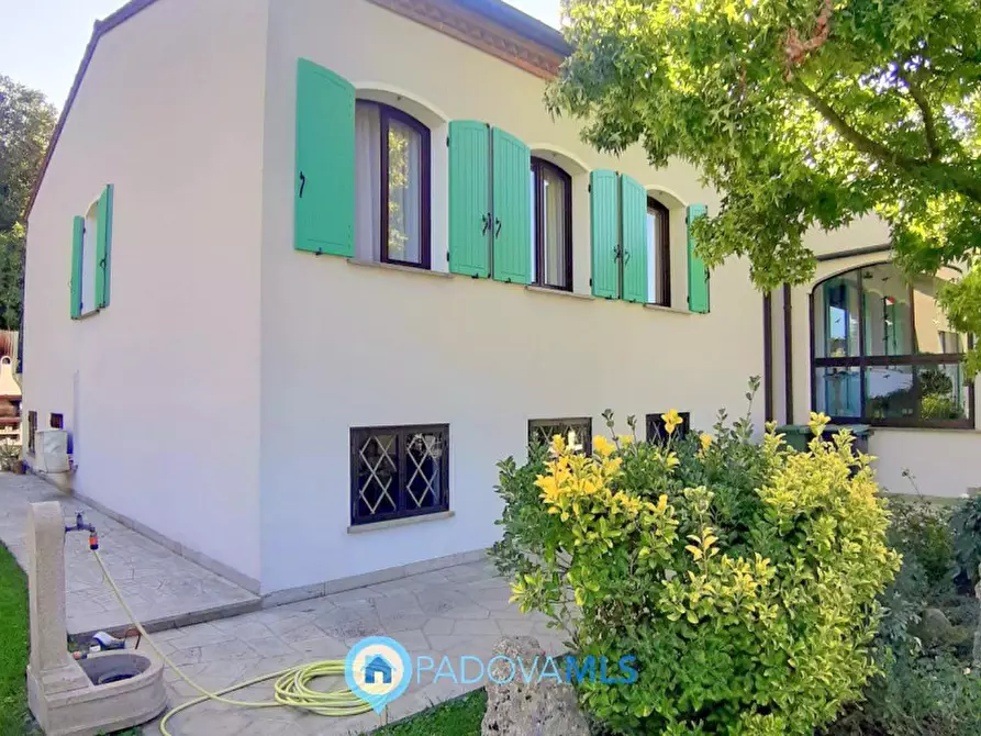 Immagine 19 di Villa in vendita  in Via Maso a Baone