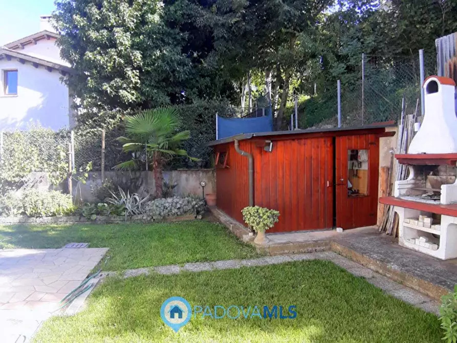 Immagine 21 di Villa in vendita  in Via Maso a Baone