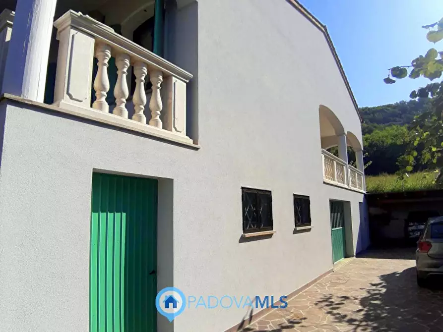 Immagine 25 di Villa in vendita  in Via Maso a Baone