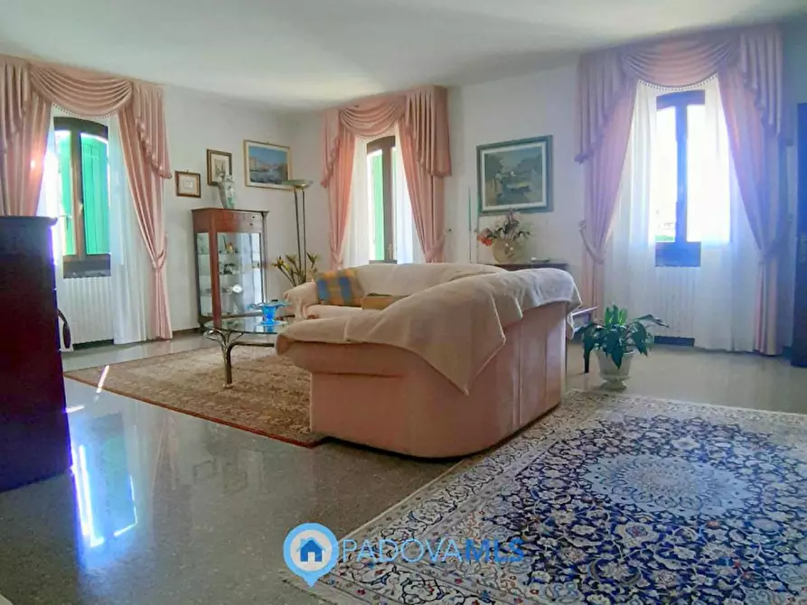 Immagine 34 di Villa in vendita  in Via Maso a Baone