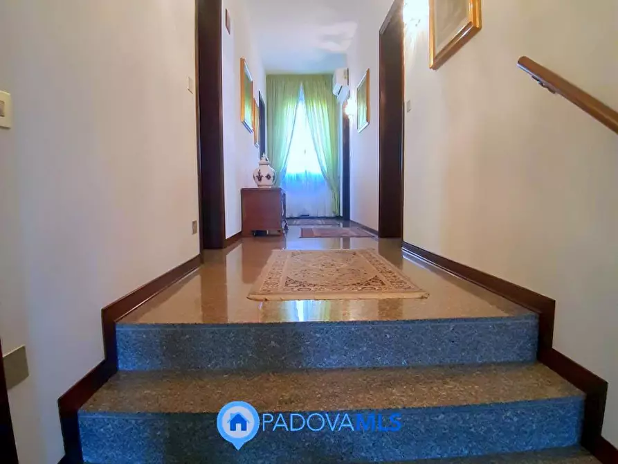 Immagine 49 di Villa in vendita  in Via Maso a Baone