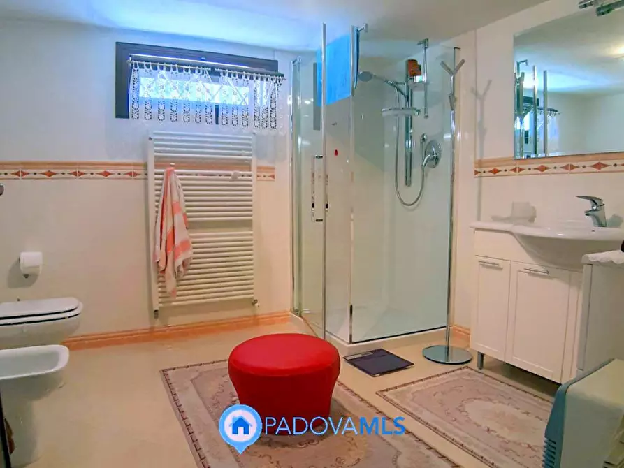 Immagine 61 di Villa in vendita  in Via Maso a Baone