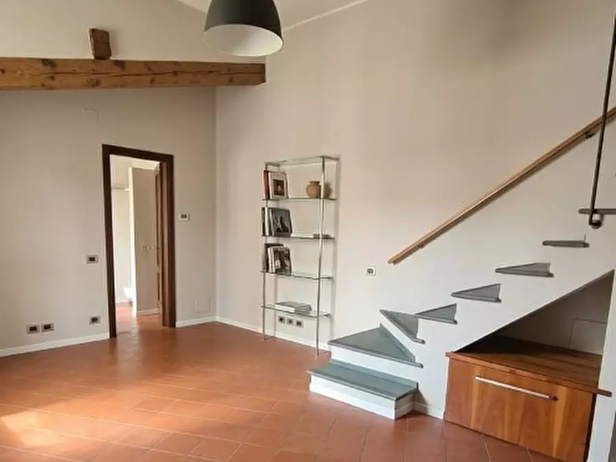 Immagine 9 di Appartamento in vendita  in Piazza Cesare Battisti a Montevarchi