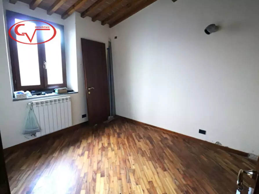 Immagine 15 di Appartamento in vendita  in Piazza Cesare Battisti a Montevarchi