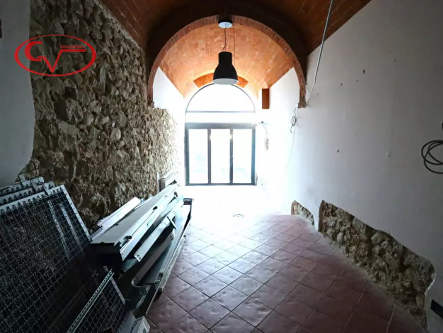 Immagine 18 di Appartamento in vendita  in Piazza Cesare Battisti a Montevarchi