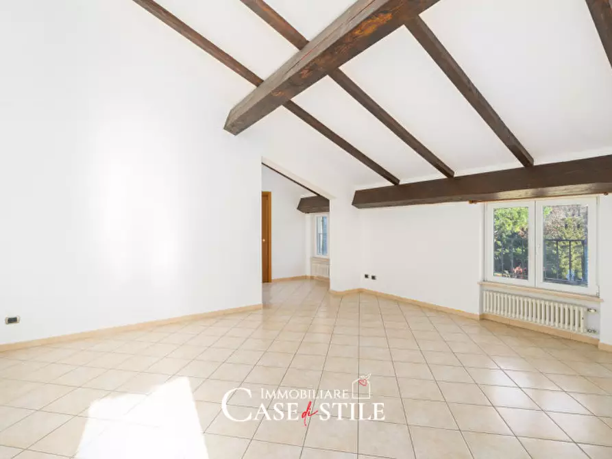 Immagine 2 di Casa bifamiliare in vendita  in Via Camponesto, 6 a Sarzana