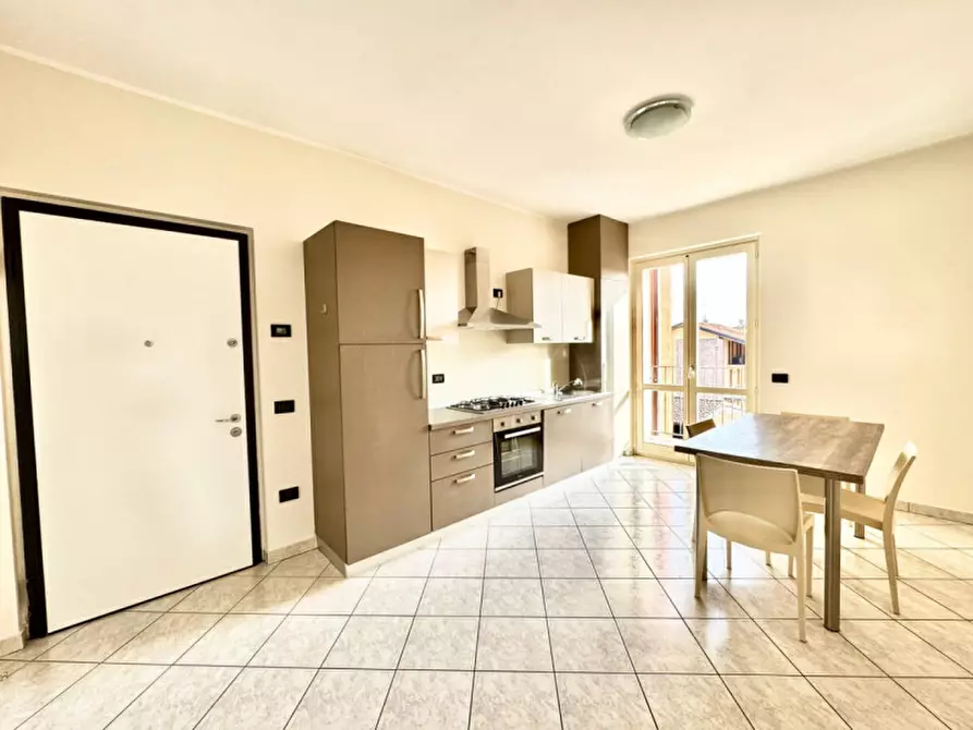 Immagine 4 di Appartamento in vendita  in Via Cesare Battisti a Ghedi