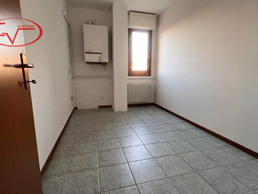 Immagine 11 di Ufficio in vendita  in Via Pascoli a Montevarchi