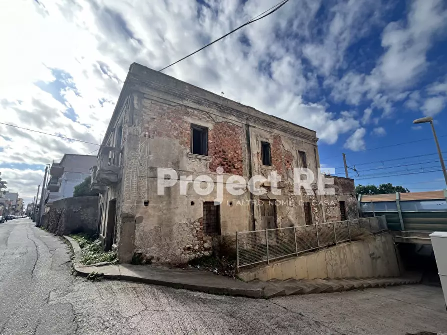 Immagine 1 di Villa in vendita  a Reggio Di Calabria