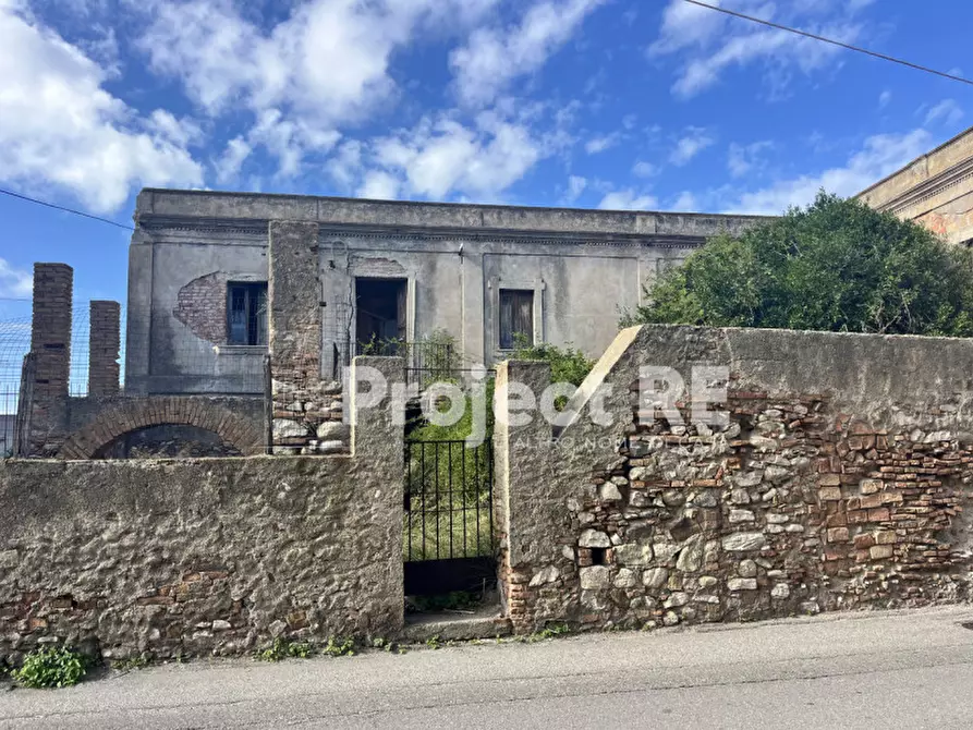 Immagine 3 di Villa in vendita  a Reggio Di Calabria