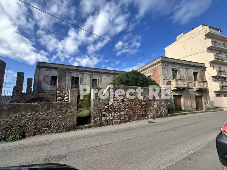 Immagine 3 di Villa in vendita  a Reggio Di Calabria