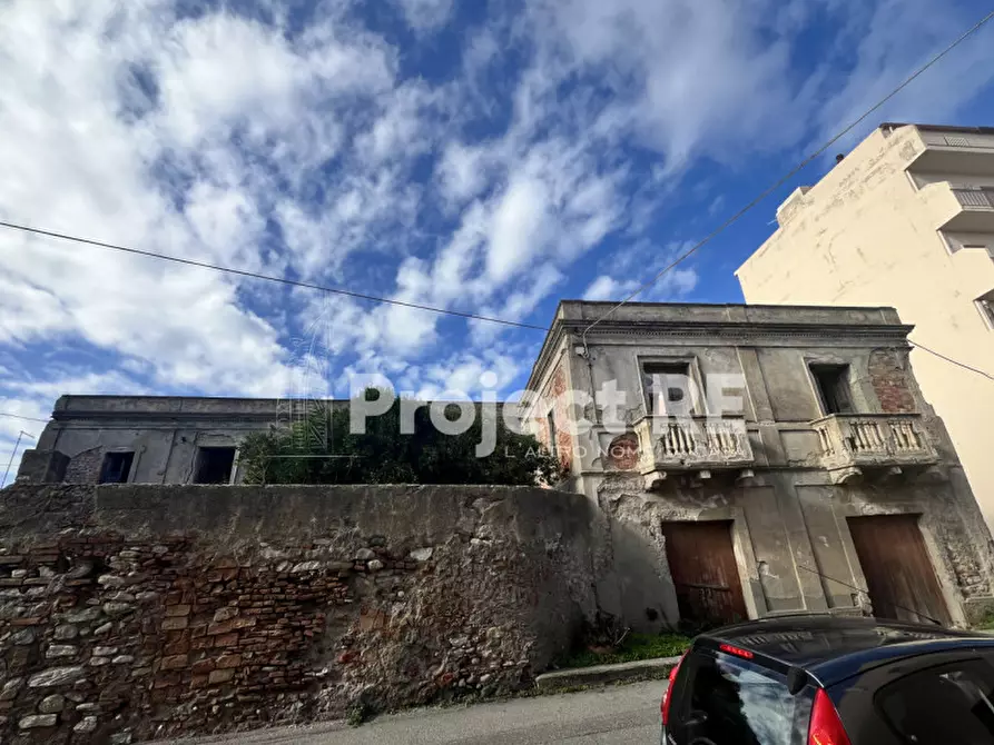 Immagine 5 di Villa in vendita  a Reggio Di Calabria