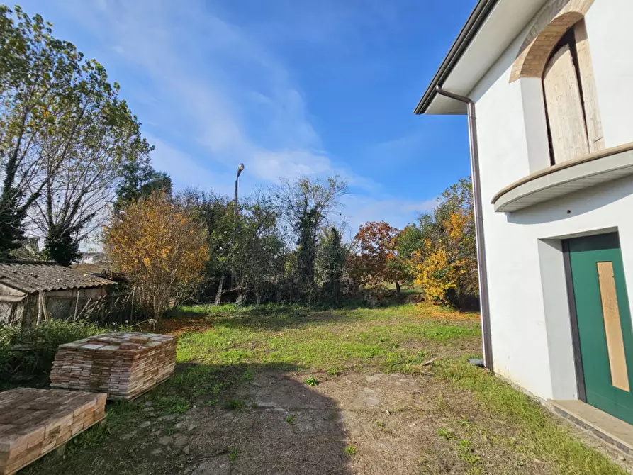 Immagine 2 di Villetta a schiera in vendita  in VIA MADONNETTA a Ospedaletto Euganeo