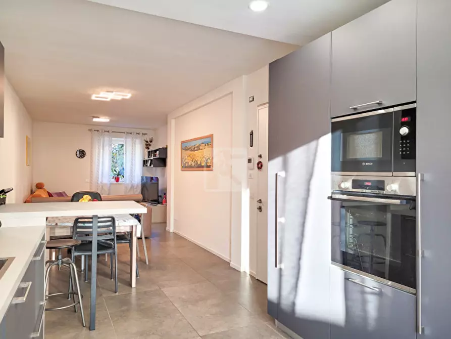 Immagine 4 di Appartamento in vendita  in Piazza Vittoria a Arco