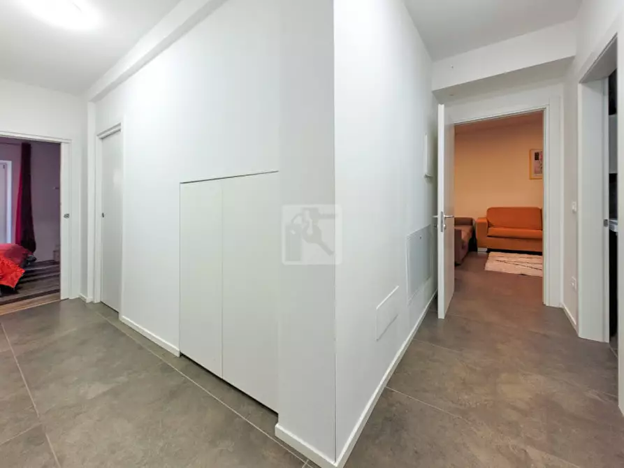 Immagine 12 di Appartamento in vendita  in Piazza Vittoria a Arco