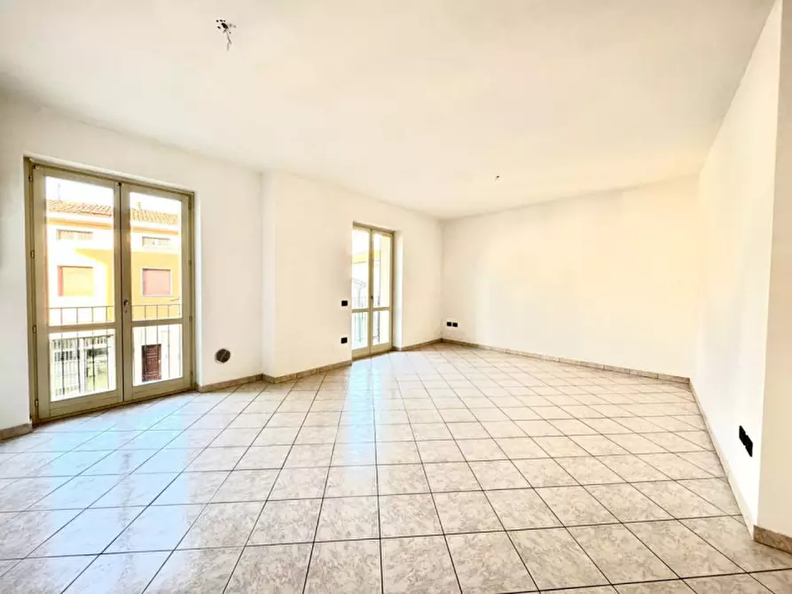 Immagine 3 di Appartamento in vendita  in VIA. CESARE BATTISTI a Ghedi