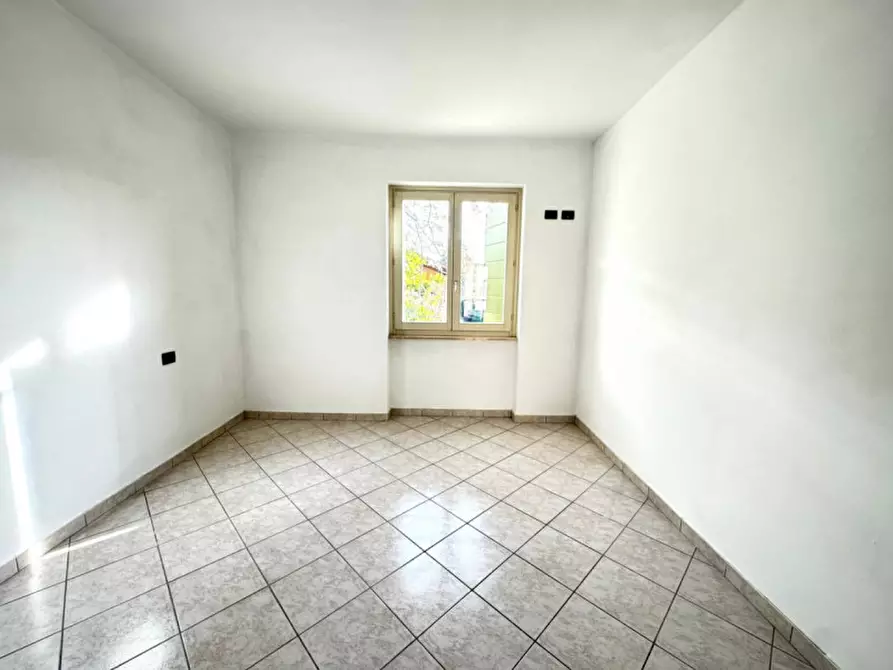 Immagine 5 di Appartamento in vendita  in VIA. CESARE BATTISTI a Ghedi