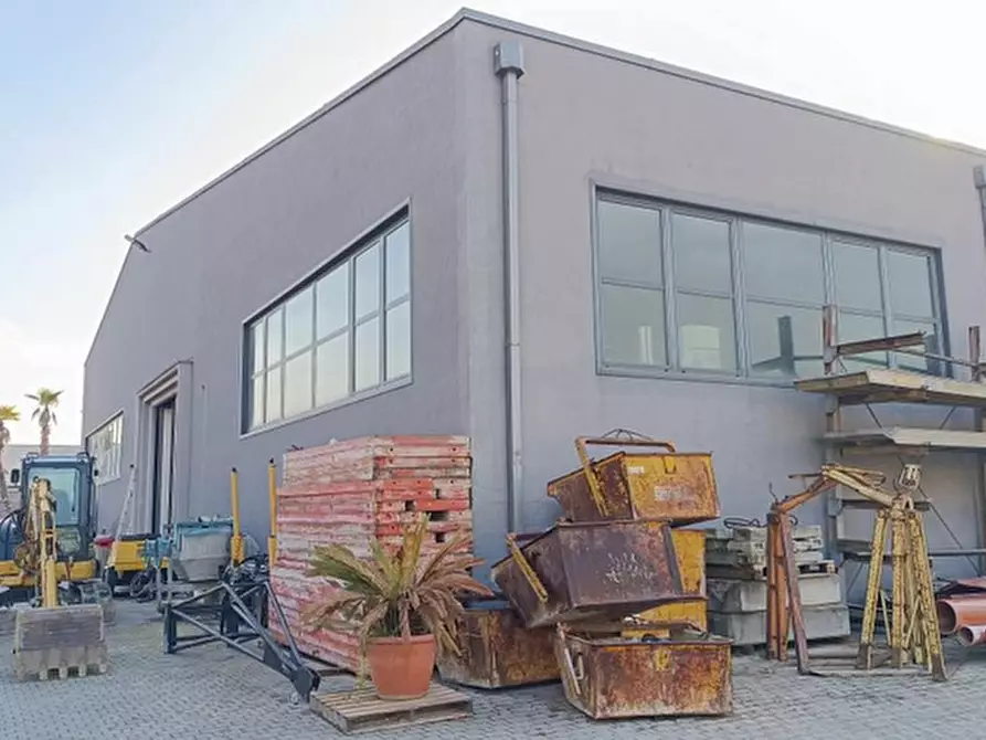 Immagine 6 di Capannone industriale in vendita  in Via Sacco 4 a Pescantina