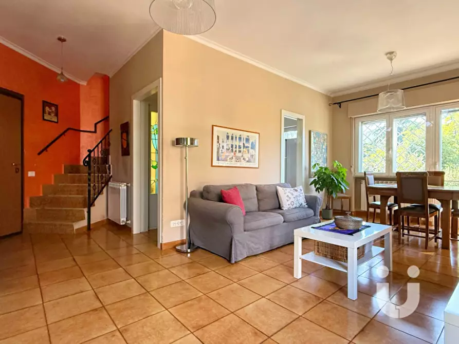 Immagine 5 di Appartamento in vendita  in Via di Mezzocammino a Roma